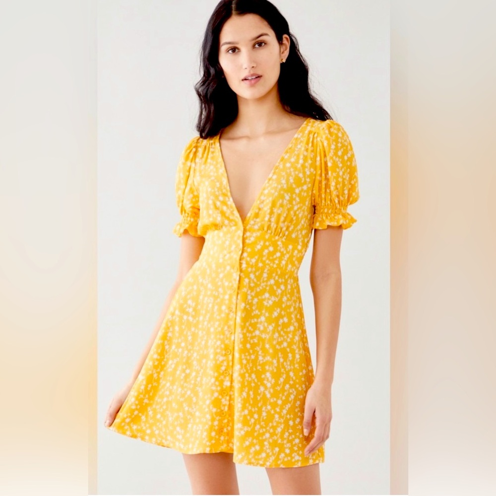 BB Dakota yellow mini dress